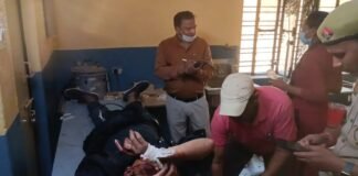 मझौली गांव में टिपर ने बाइक में टक्कर, बाइक सवार युवक गंभीर, रेफर