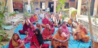 शिविर का मुख्य उद्देश्य वृद्ध जनों के चेहरे पर मुस्कान हो योग गुरु योगी संकटमोचन