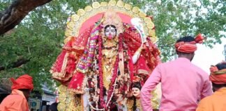 नगर में पूरे भव्यता के साथ निकाली गई भगवान श्रीराम की शोभायात्रा जुलूस,शामिल हुए हजारों लोग, गूजे जय श्री राम के गगन भेदीनारो के साथ पूरा नगर राम मय हो गया