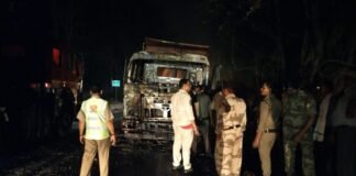 चलती ट्रेलर बनी आग का गोला,चालक की सूझबूझ बची जान